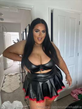 OnlyFans - Miss Chloe / @brunettebaddiie — photo 44 of 496