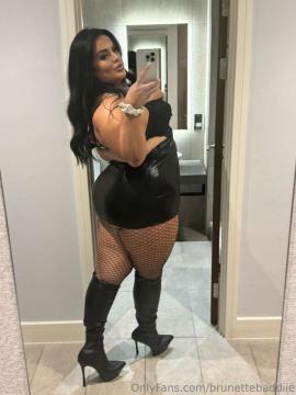 OnlyFans - Miss Chloe / @brunettebaddiie — photo 65 of 496