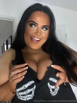 OnlyFans - Miss Chloe / @brunettebaddiie — photo 71 of 496