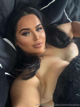 OnlyFans - Miss Chloe / @brunettebaddiie — photo 106 of 496