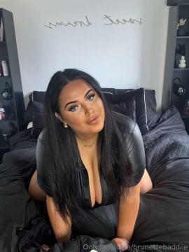 OnlyFans - Miss Chloe / @brunettebaddiie — photo 119 of 496