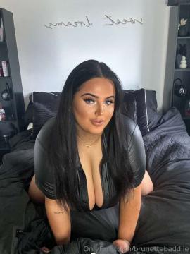 OnlyFans - Miss Chloe / @brunettebaddiie — photo 123 of 496