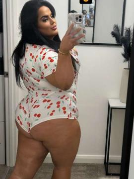 OnlyFans - Miss Chloe / @brunettebaddiie — photo 139 of 496