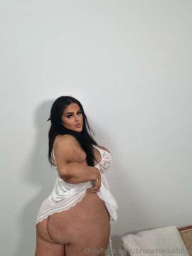 OnlyFans - Miss Chloe / @brunettebaddiie — photo 170 of 496