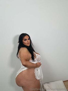 OnlyFans - Miss Chloe / @brunettebaddiie — photo 171 of 496