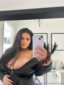 OnlyFans - Miss Chloe / @brunettebaddiie — photo 379 of 496
