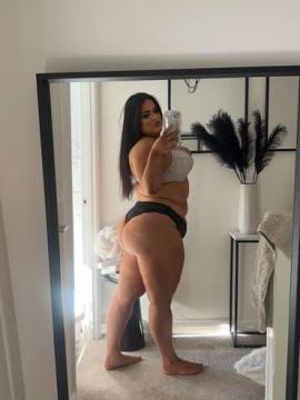 OnlyFans - Miss Chloe / @brunettebaddiie — photo 398 of 496