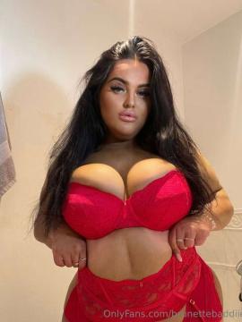 OnlyFans - Miss Chloe / @brunettebaddiie — photo 410 of 496