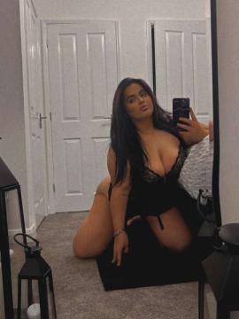 OnlyFans - Miss Chloe / @brunettebaddiie — photo 431 of 496