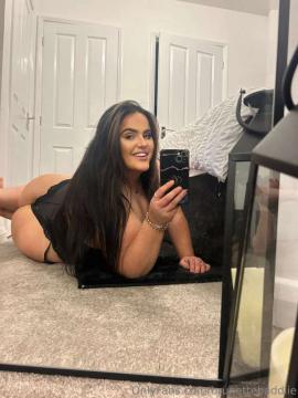 OnlyFans - Miss Chloe / @brunettebaddiie — photo 435 of 496
