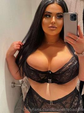 OnlyFans - Miss Chloe / @brunettebaddiie — photo 486 of 496