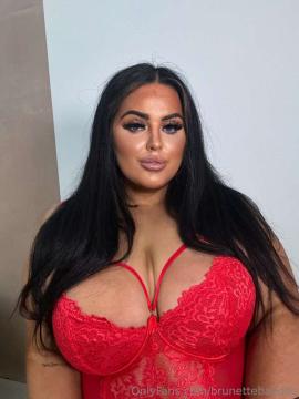 OnlyFans - Miss Chloe / @brunettebaddiie — photo 493 of 496