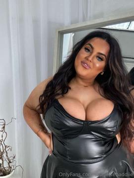 OnlyFans - Miss Chloe / @brunettebaddiie — photo 494 of 496