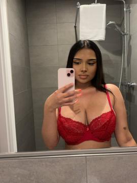 OnlyFans - Celina Schmick / @celina.melon — photo 41 of 83