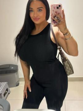 OnlyFans - Stormi / @stormi_xx - 32DD — photo 79 of 117
