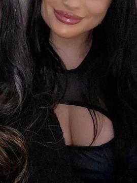 OnlyFans - Stormi / @stormi_xx - 32DD — photo 90 of 117