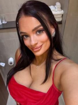 OnlyFans - Stormi / @stormi_xx - 32DD — photo 99 of 117