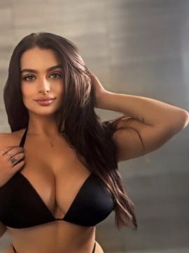 OnlyFans - Stormi / @stormi_xx - 32DD — photo 111 of 117