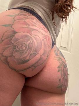 OnlyFans - Rosy Cheeks 🍑 /  @rosysecretgarden — photo 306 of 1360