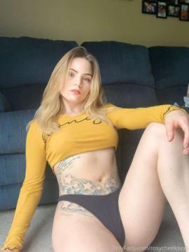 OnlyFans - Rosy Cheeks 🍑 /  @rosysecretgarden — photo 701 of 1360