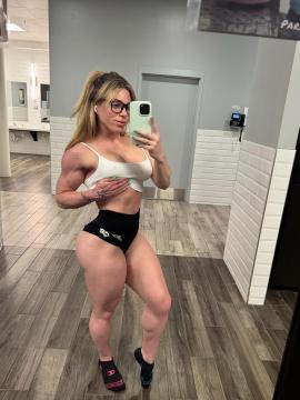 OnlyFans - Maddy / @maddieesx — photo 76 of 1580