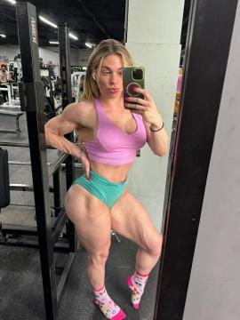 OnlyFans - Maddy / @maddieesx — photo 175 of 1580
