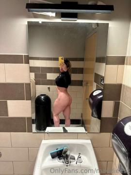 OnlyFans - Maddy / @maddieesx — photo 927 of 1580