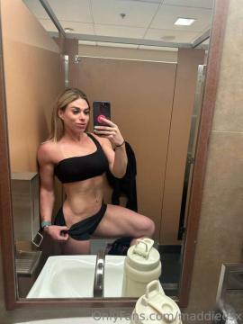 OnlyFans - Maddy / @maddieesx — photo 1013 of 1580
