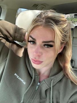 OnlyFans - Maddy / @maddieesx — photo 1061 of 1580