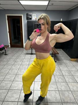 OnlyFans - Maddy / @maddieesx — photo 1181 of 1580