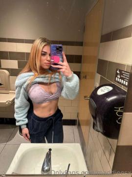 OnlyFans - Maddy / @maddieesx — photo 1244 of 1580