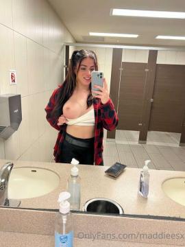 OnlyFans - Maddy / @maddieesx — photo 1505 of 1580