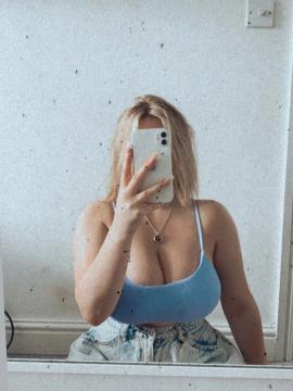 OnlyFans - Ell / @ellieharp3r — photo 81 of 89