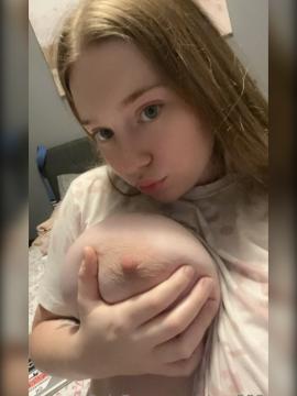 OnlyFans - Sissyyy / @sissyy555