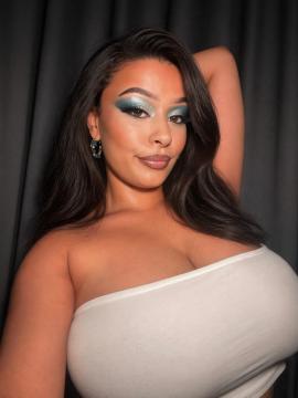 OnlyFans - Arabella / @arabellaaaxoxo - 36DD — photo 5 of 158