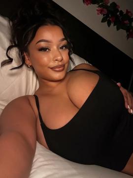 OnlyFans - Arabella / @arabellaaaxoxo - 36DD — photo 21 of 158