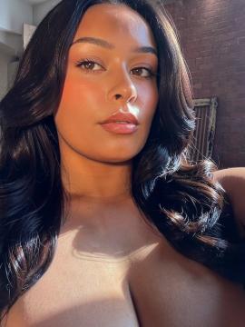 OnlyFans - Arabella / @arabellaaaxoxo - 36DD — photo 76 of 158