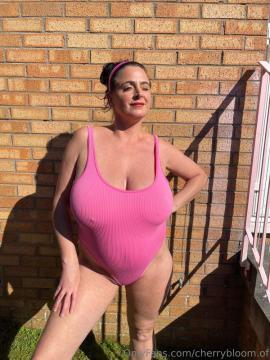 OnlyFans - Cherry Bloom / @cherrybloom.of — photo 669 of 1994
