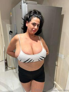 OnlyFans - Cherry Bloom / @cherrybloom.of — photo 1820 of 1994