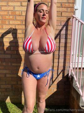 OnlyFans - Cherry Bloom / @cherrybloom.of — photo 1982 of 1994