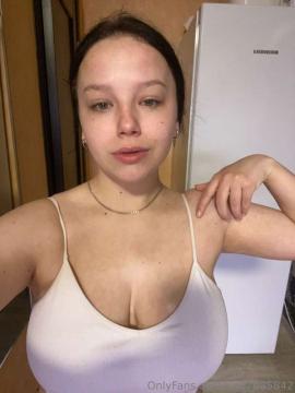 OnlyFans - SophieLovely / @sophiel0vely — photo 18 of 110