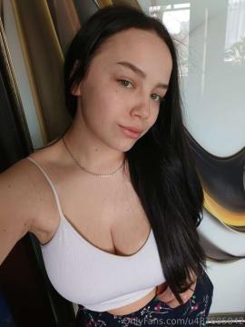 OnlyFans - SophieLovely / @sophiel0vely — photo 73 of 110