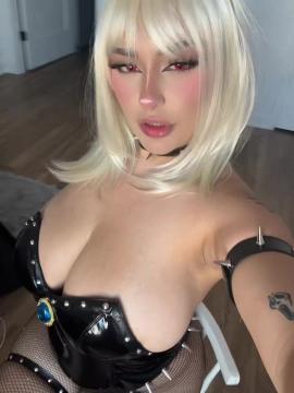 OnlyFans - SIENNA SILVER / @siennaababi — photo 206 of 704