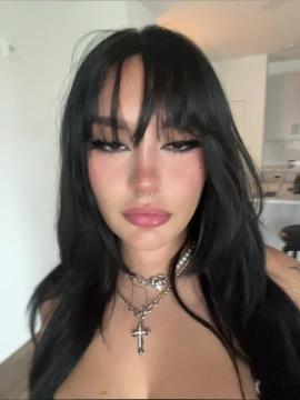 OnlyFans - SIENNA SILVER / @siennaababi — photo 210 of 704