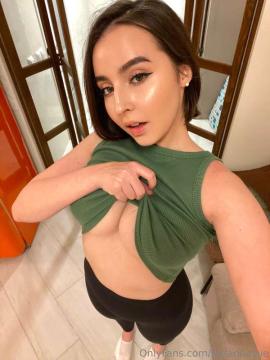OnlyFans - 𝙎𝙐𝙕𝘼𝙉𝙉𝘼 / @enjoysuzanna - 36DD — photo 161 of 1720