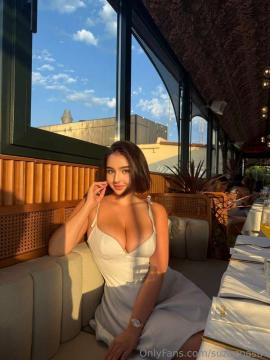 OnlyFans - 𝙎𝙐𝙕𝘼𝙉𝙉𝘼 / @enjoysuzanna - 36DD — photo 363 of 1720