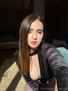 OnlyFans - 𝙎𝙐𝙕𝘼𝙉𝙉𝘼 / @enjoysuzanna - 36DD — photo 421 of 1720