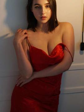 OnlyFans - 𝙎𝙐𝙕𝘼𝙉𝙉𝘼 / @enjoysuzanna - 36DD — photo 835 of 1720