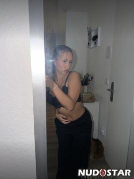OnlyFans - Liv Bella - Livputellas — photo 11 of 17
