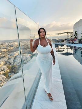 OnlyFans - Nivien Kharbeiti / ninapralliina — photo 28 of 220